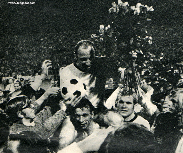 TWB22: Focus On : Uwe Seeler and Gunter Netzer , Legends