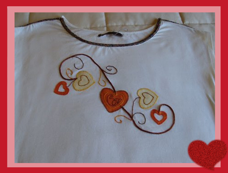 Camiseta con apliques