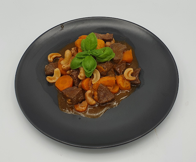 Marlis + Peters Küchenwelt: Aprikosen-Lamm-Ragout Marlis + Peters Küchenwelt: Aprikosen-Lamm-Ragout