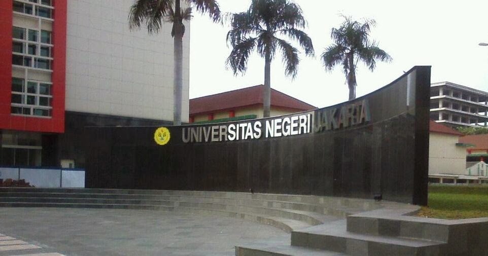 Universitas Tanpa Program Magister: Pilihan Karir dan Pertimbangannya Universitas Tanpa Program Magister: Pilihan Karir dan Pertimbangannya