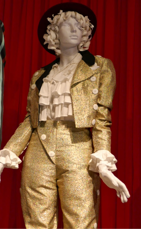 Tracee Ellis Ross Black-ish Rainbow Johnson Prince costume Tracee Ellis Ross Blackish Rainbow Johnson Prince costume