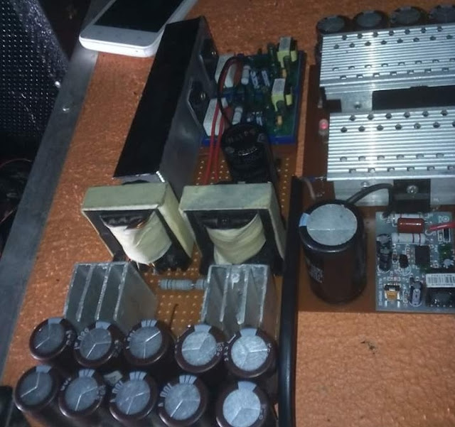 cara perhitungan daya speaker dan daya power amplifier agar output