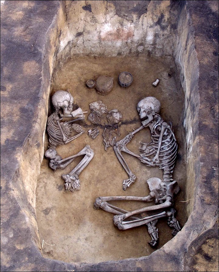 Bronze Age necropolis unearthed in Siberia
