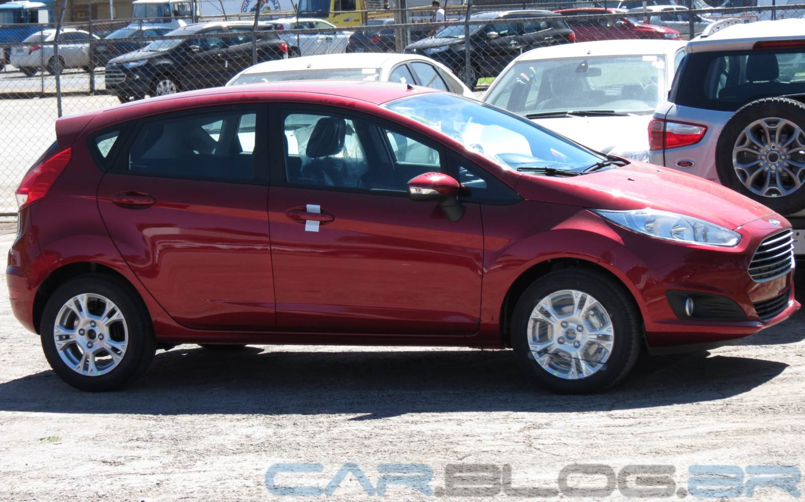 Novo Fiesta 2014 SE 1.5 Mecânico tem preço de R$ 42.490