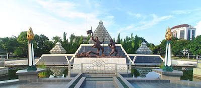 Sisi+Monumen+Tugu+Pahlawan+Surabaya Sisi+Monumen+Tugu+Pahlawan+Surabaya