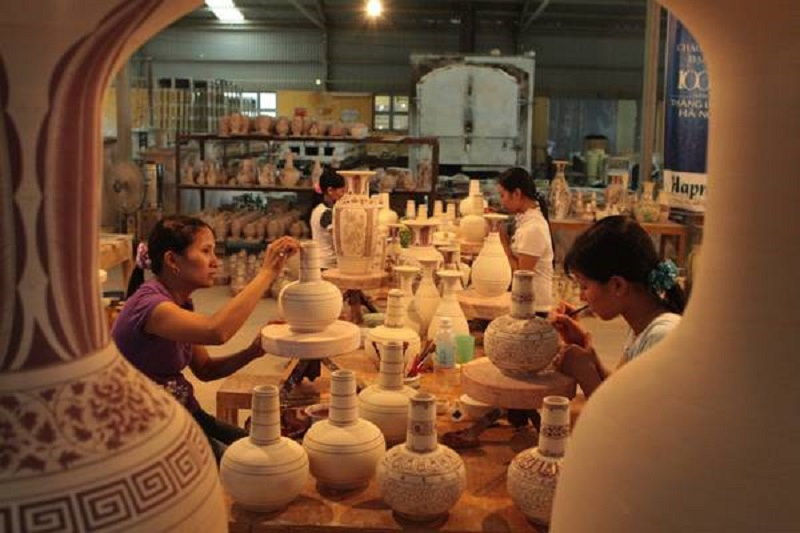 Tham gia làm gốm ở xưởng thủ công mỹ nghệ Hội An