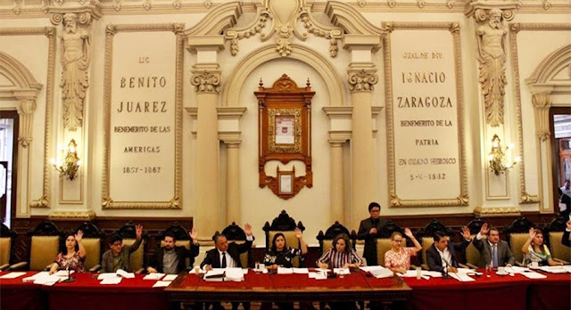 Los 217 ayuntamientos poblanos deberán trasmitir en vivo sesiones de Cabildo