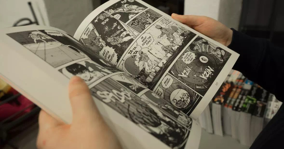 Aplikasi pendukung dalam pembuatan komik adalah