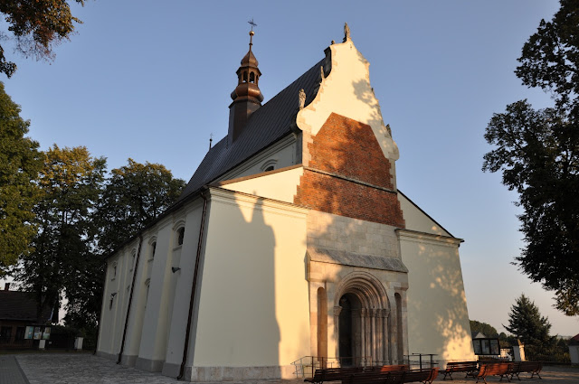 Romański kościół w Kościelcu Proszowickim