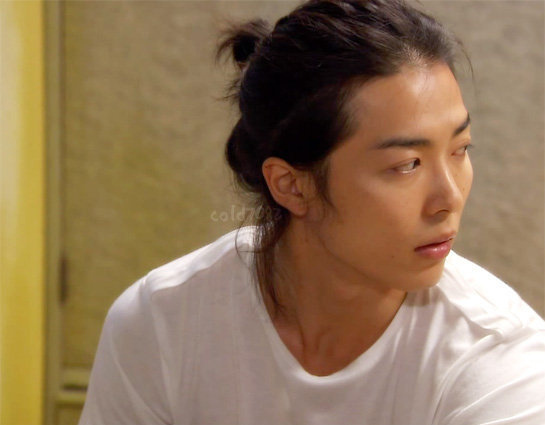 to justhyolyn's blog April 2013