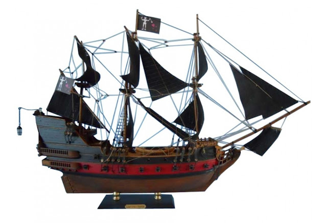  Blackbeard's Queen Anne's Revenge Pirate Ship Model 