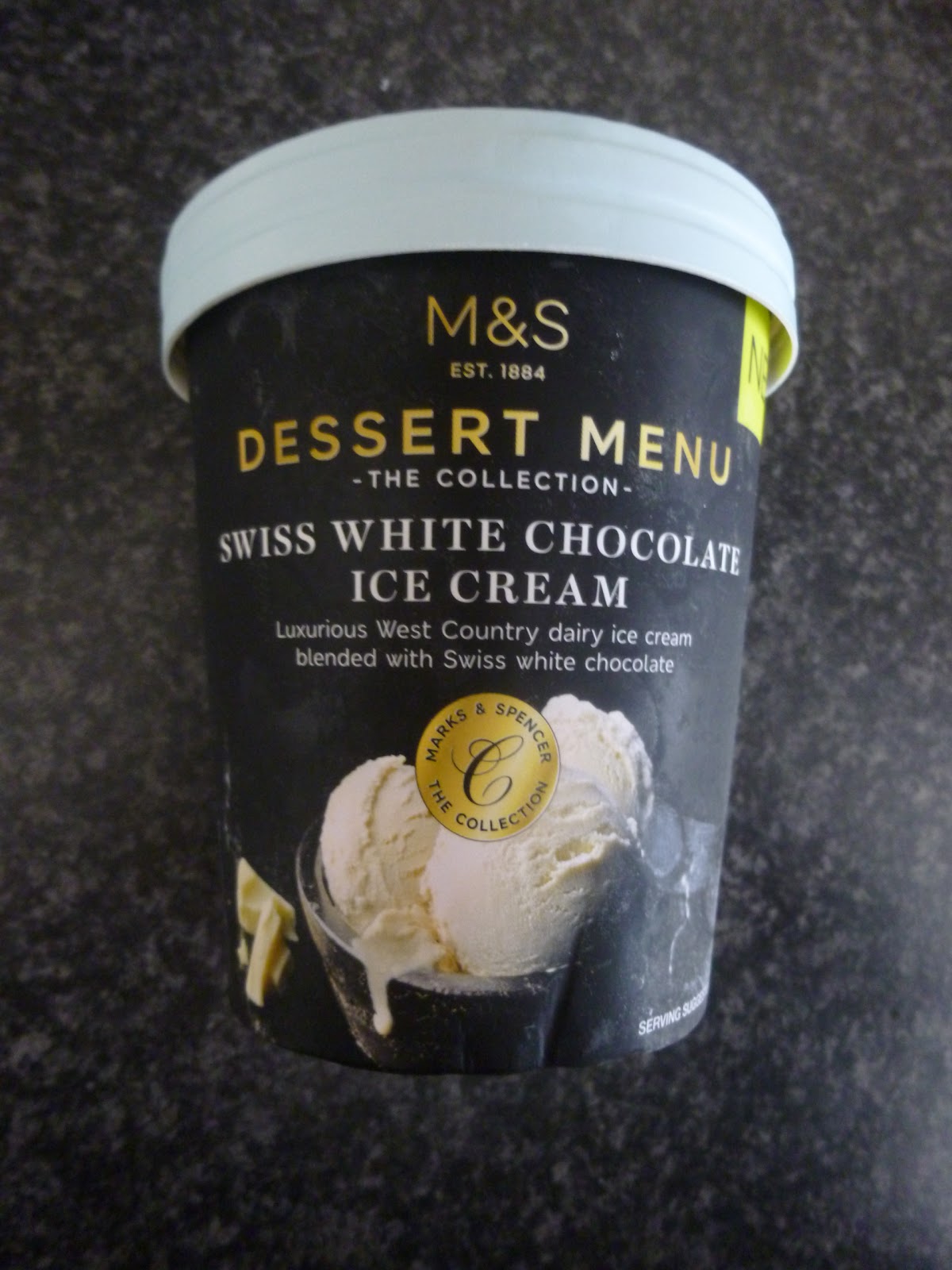 Marks & Spencer Food Reviews M&S Swiss White Chocolate Ice Cream