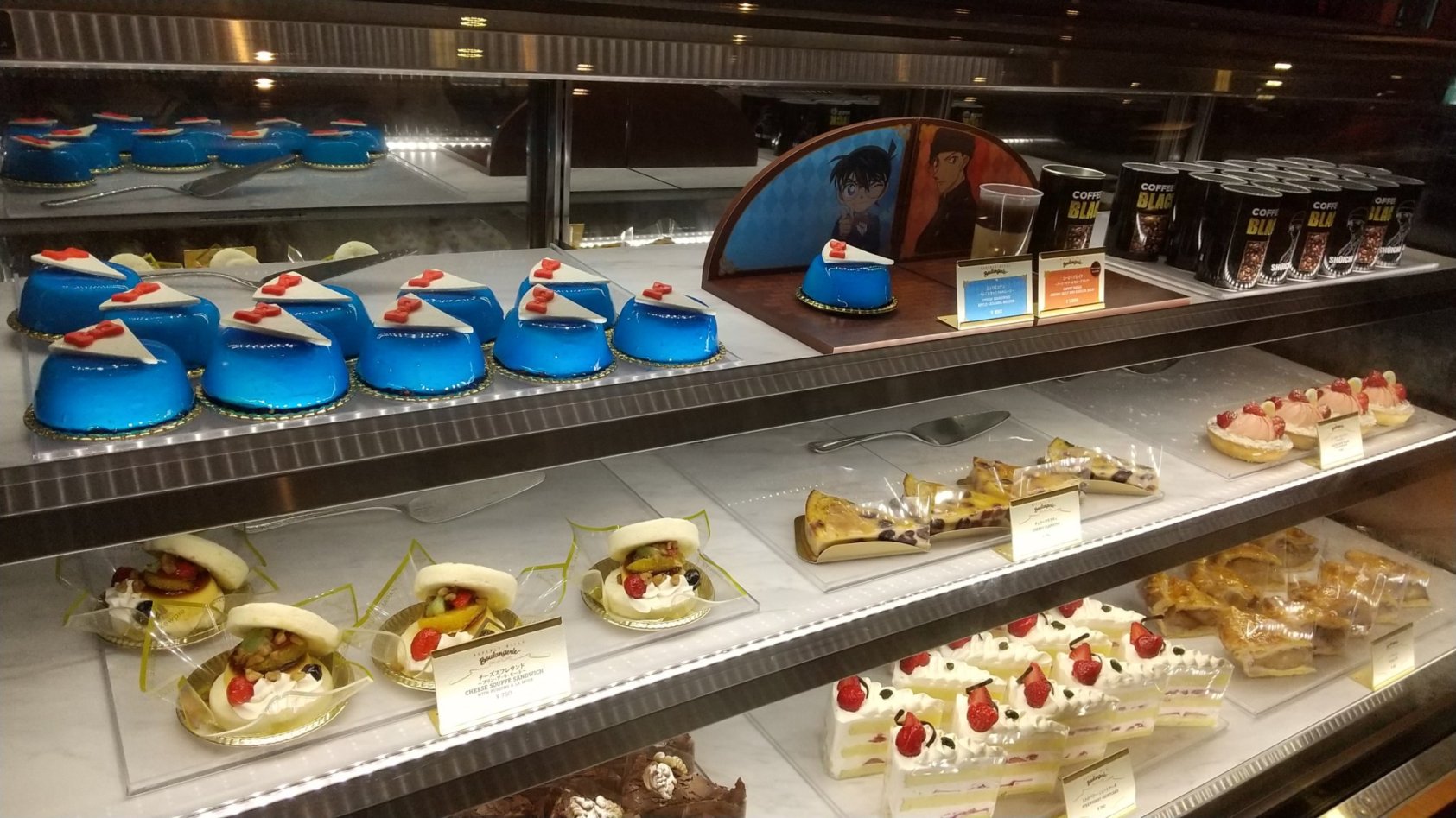 Enjoy Detective Conanthemed food at Universal Studios Japan 2021