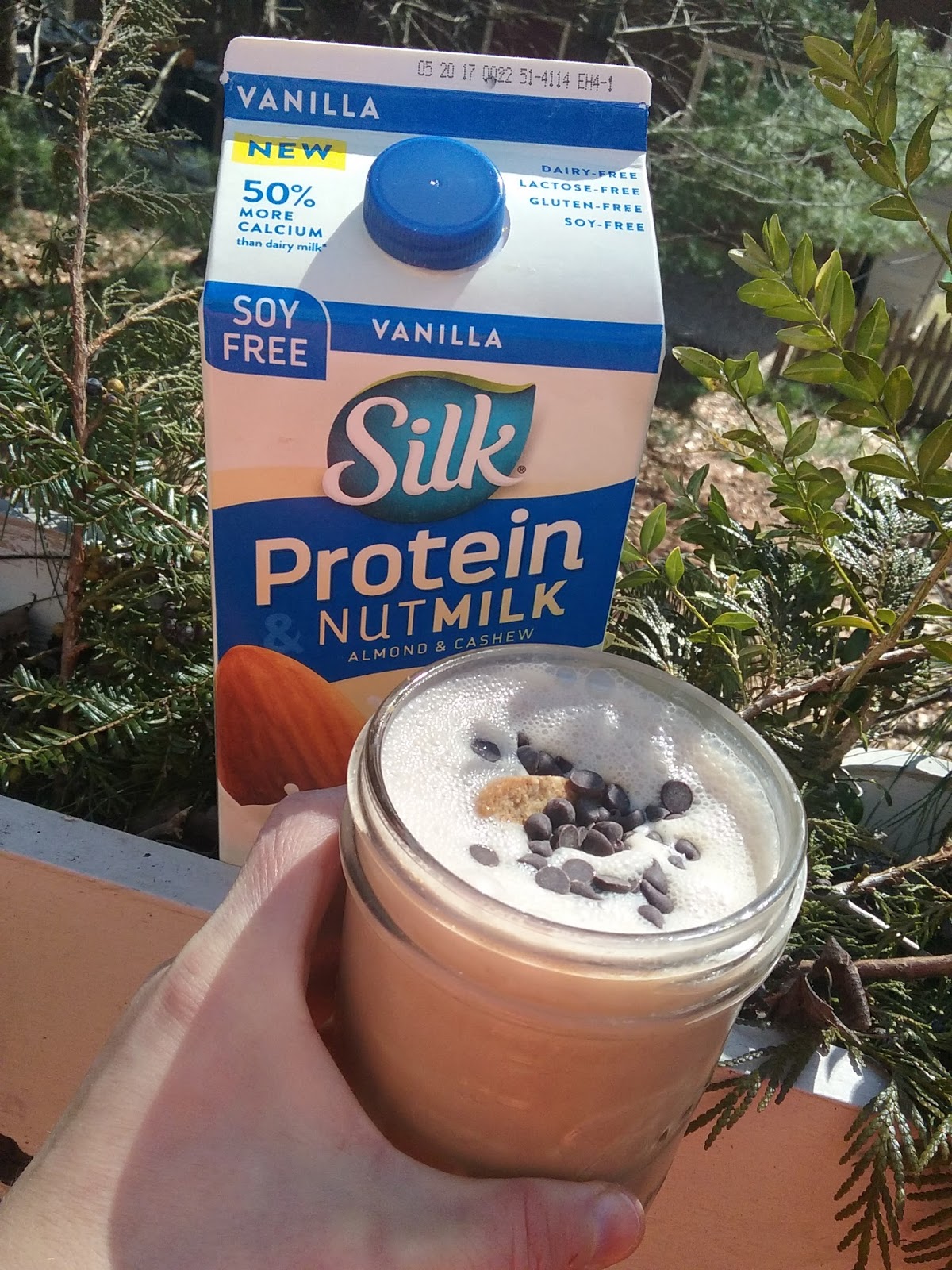 Silk Protein & Nutmilk Crowdtap Sampling