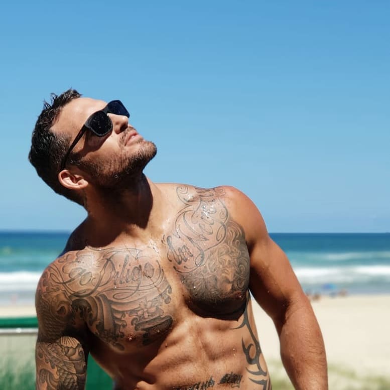 fit-hot-shirtless-men-tattoos
