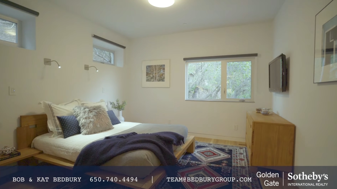 31 Photos vs. 500 Palomar Dr, Redwood City, CA Interior Design Luxury Home Tour