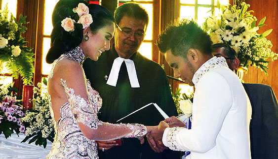 4 Hal Yang Membuat Orang Batak Menikah Di Usia Yang Sudah Senja