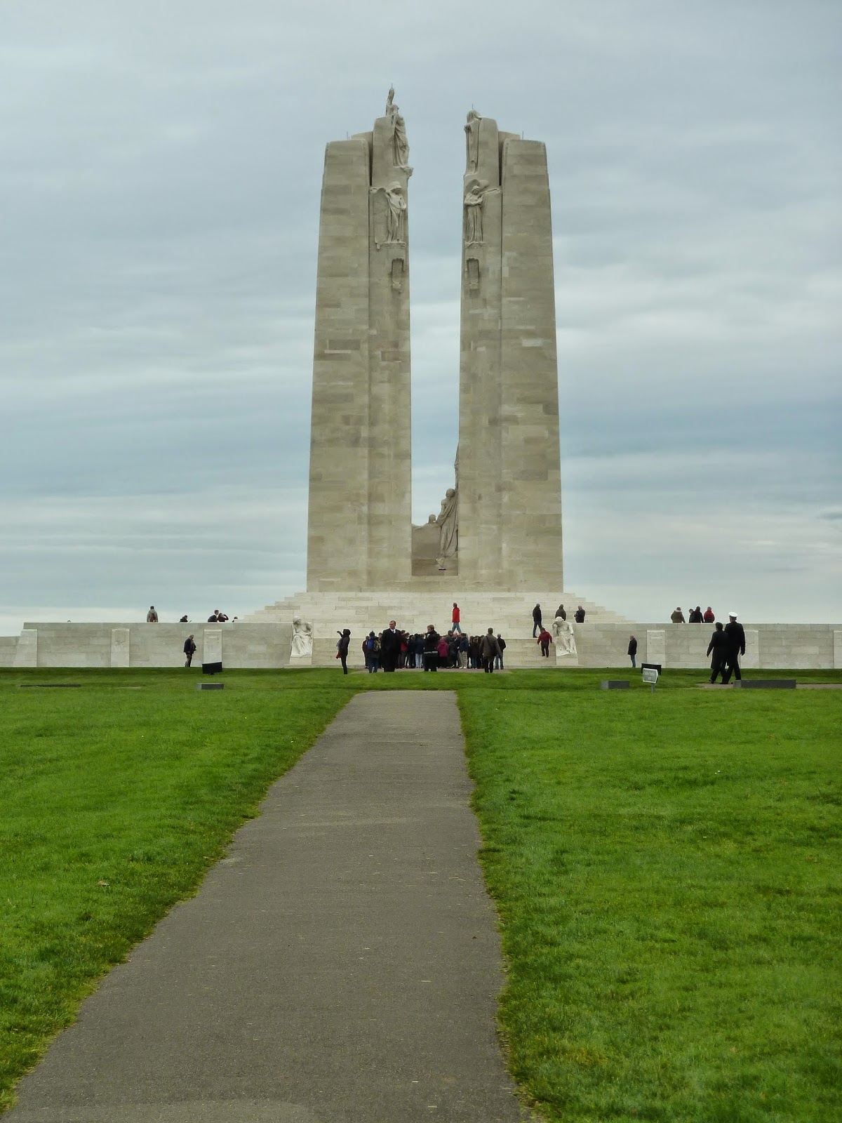 London Fischery: Remembrance Day at Vimy Ridge