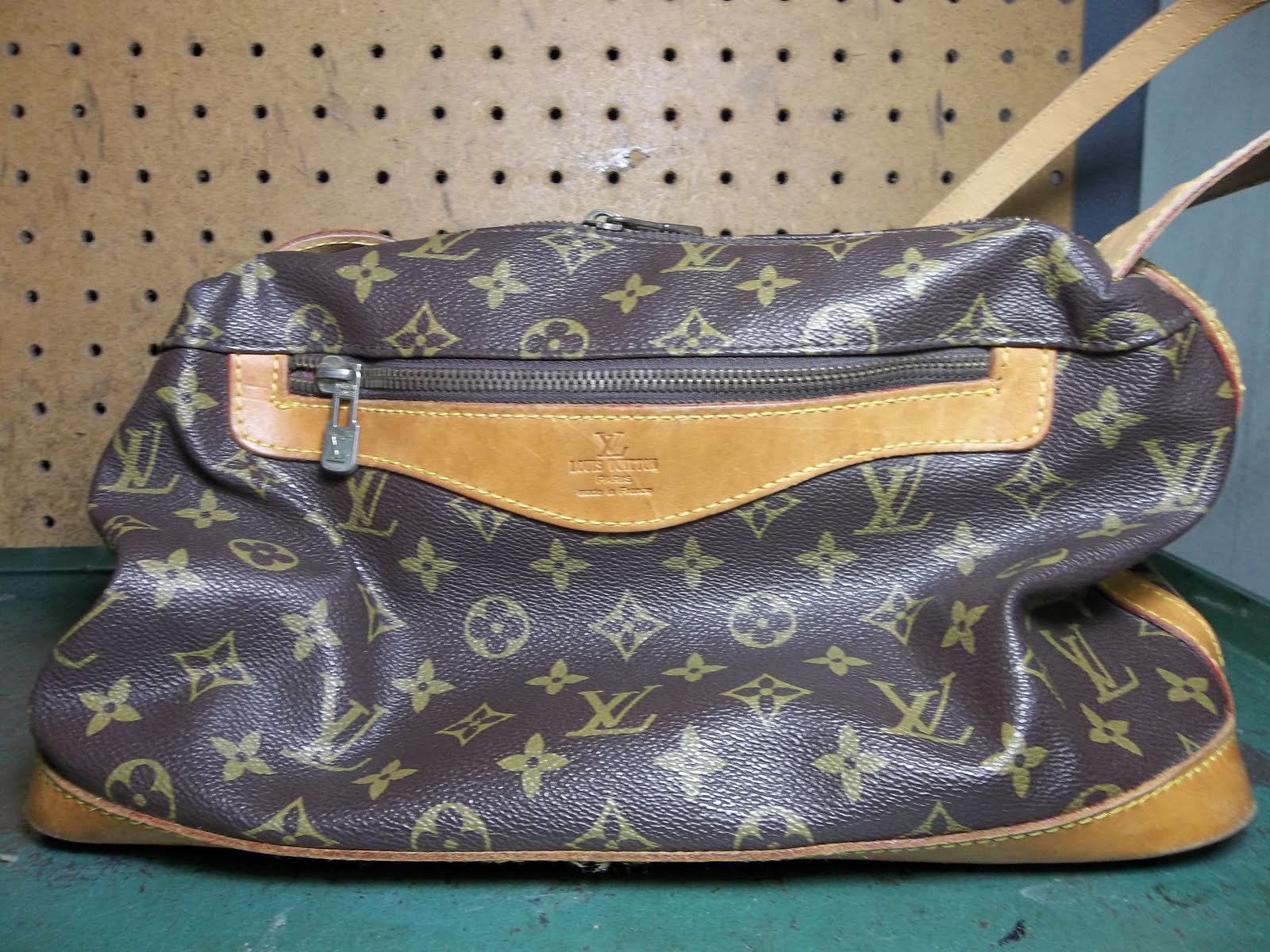 Edgewood Drive Shoe Repair Zipper Repair On Purse Before And After