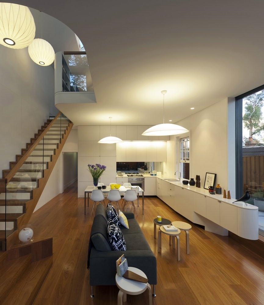 Ruang Tamu Minimalis Dengan Plafon Modern Dan Klasik