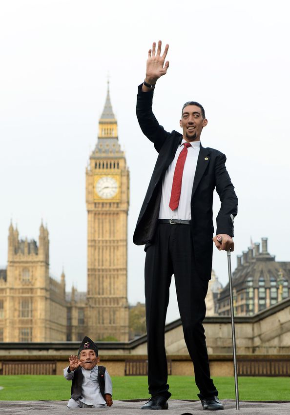 Tallest Man In The World Largest Man In The World - Photos