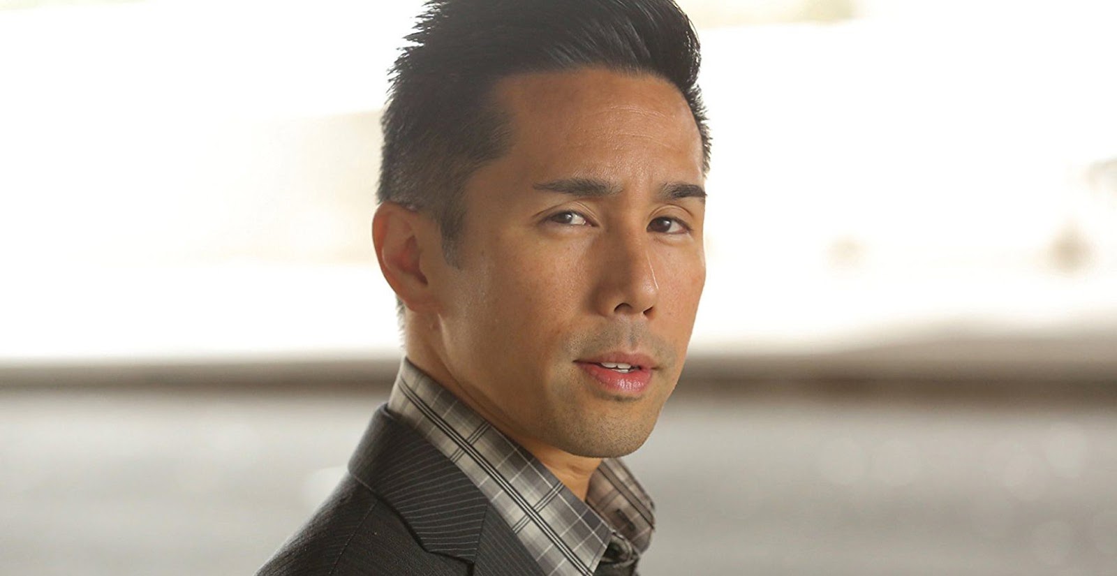 General Hospital's Parry Shen Celebrates Birthday, image size:1600x825