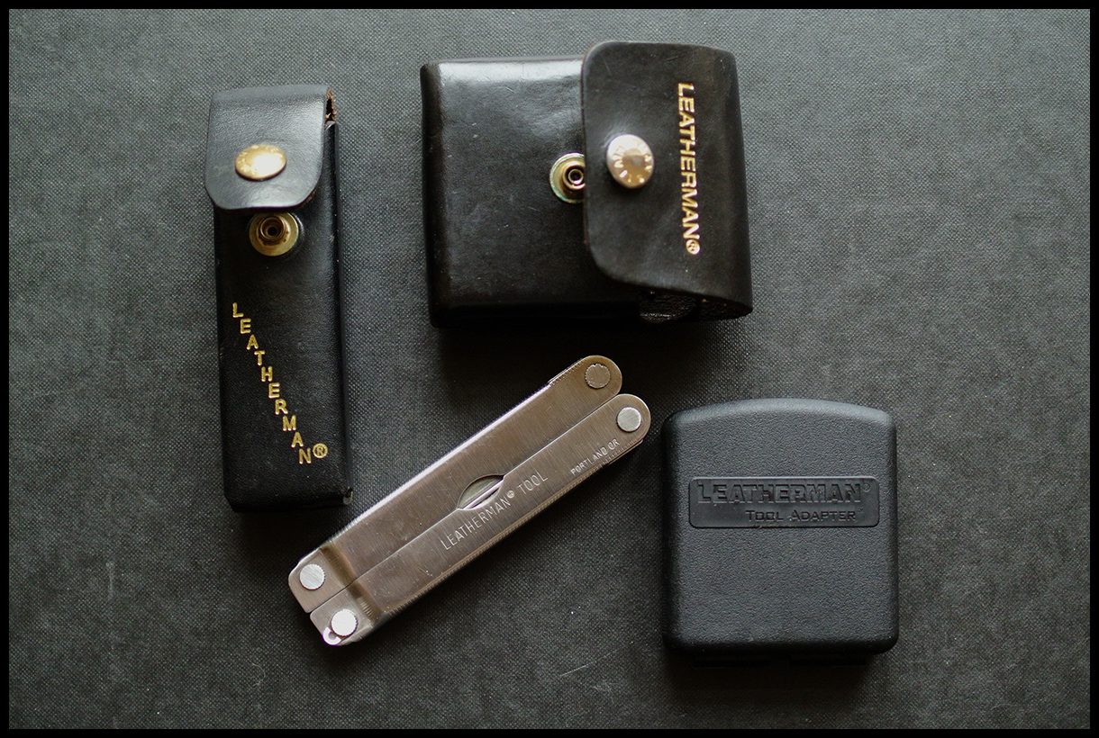 Sofa Survival Leatherman PST II + Tool Adapter