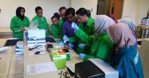 Materi Pengujian Dan Evaluasi Produk Jasa I Produk Kreatif Dan Kewirausaan Kelas Xii Semester 1 Operator Dikdasmen