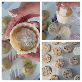 Petits Gâteaux de Lune aux noix; "Bánh trung Thu nướng"; Petits Gâteaux de Lune aux noix; "Bánh trung Thu nướng"