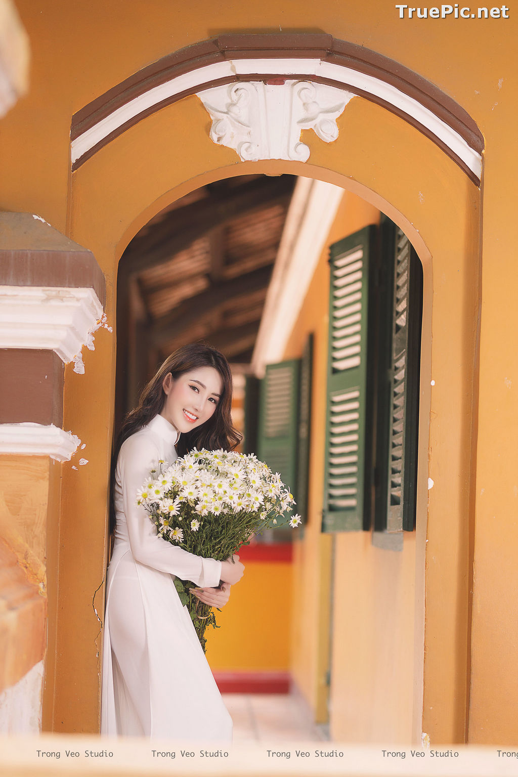 Image The Beauty of Vietnamese Girls with Traditional Dress (Ao Dai) #3 - TruePic.net - Picture-15