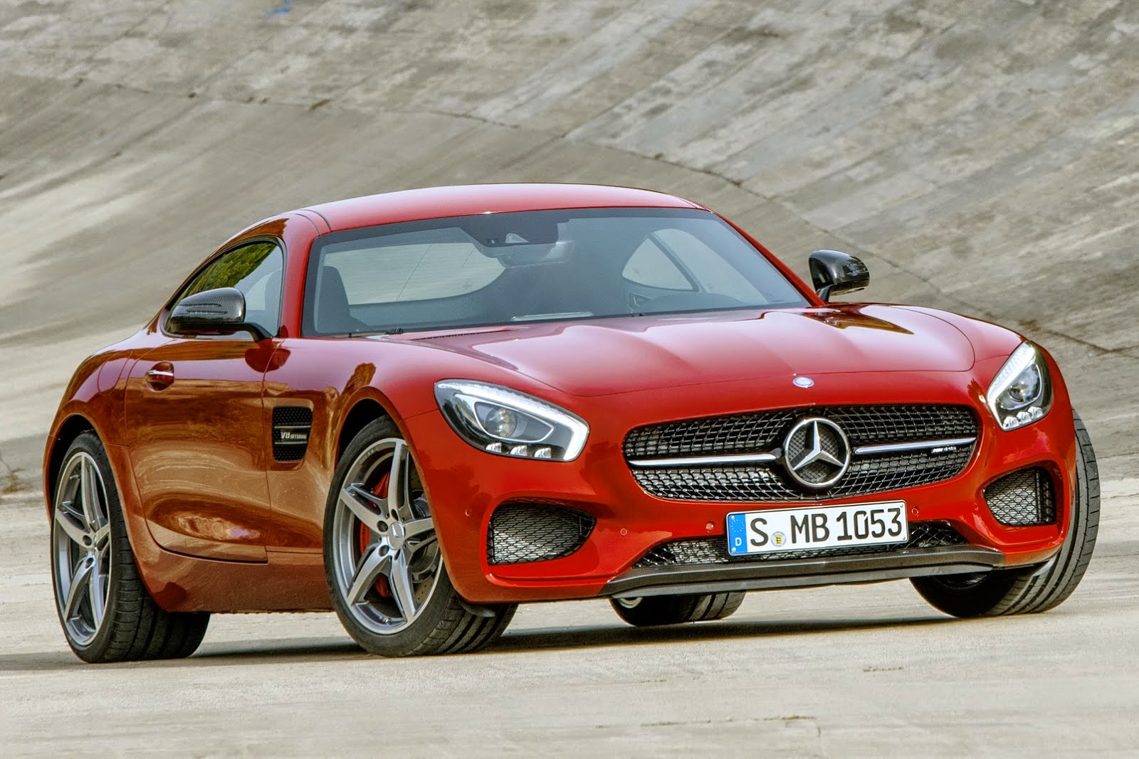 Mercedes-AMG-GT-Red-Front.jpg