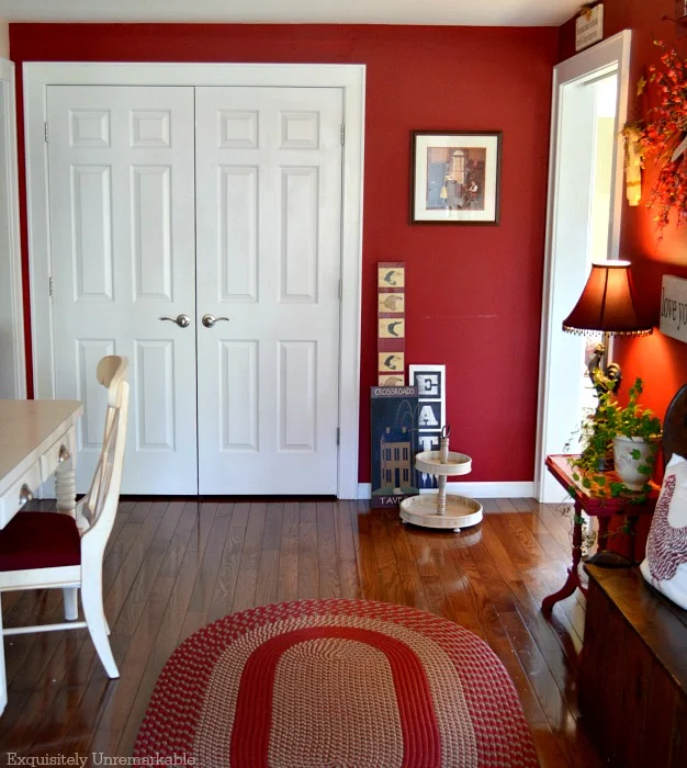 Cottage Style Kitchen Pantry Area