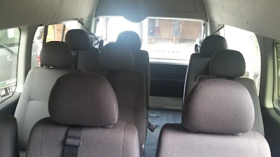 Hiace Commuter 16 seat