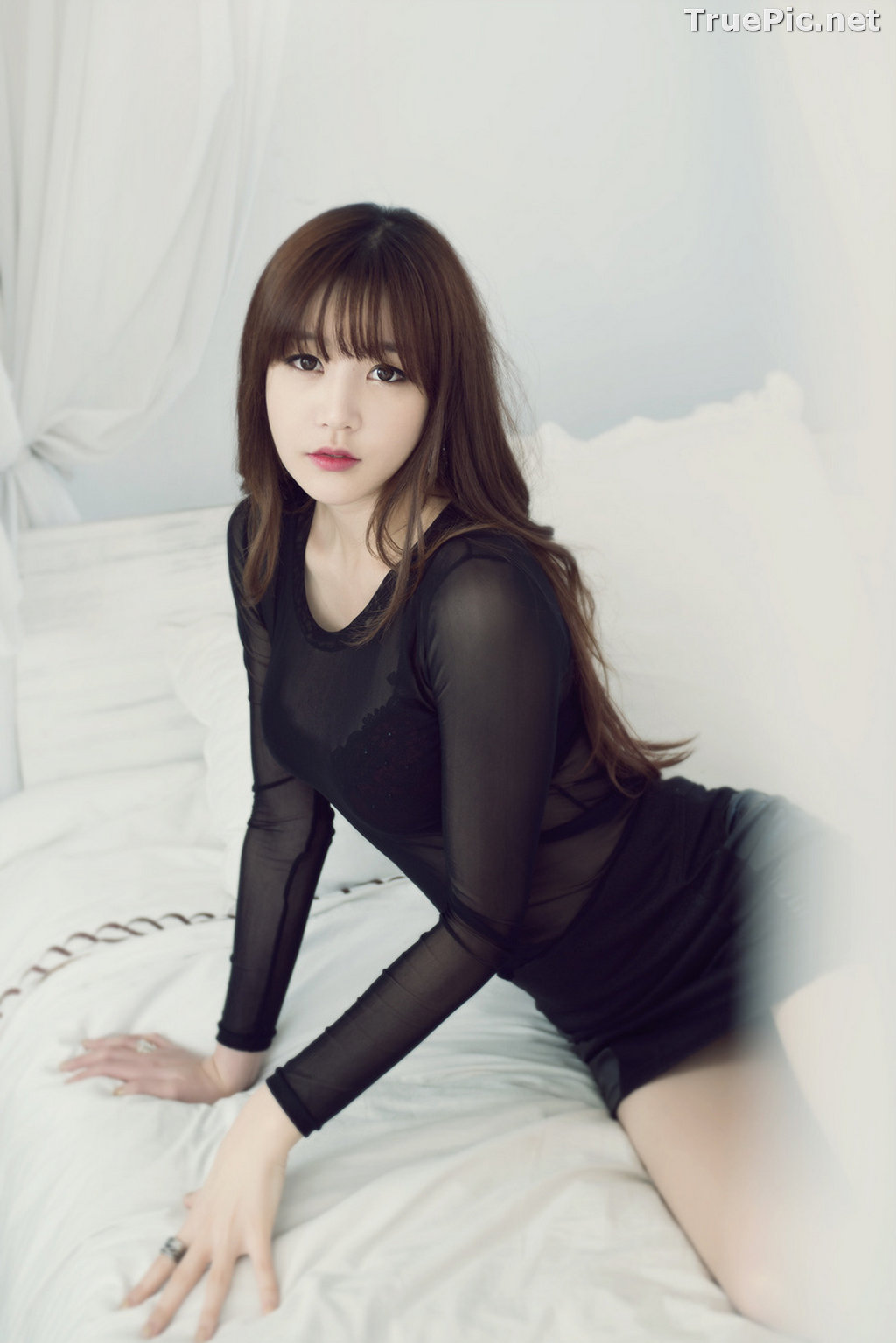 Image Korean Model - Hong Ji Yeon - Cute and Sexy In Studio - TruePic.net - Picture-13