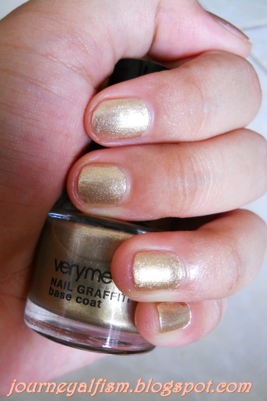 Journeyalfism [REVIEW] ORIFLAME VERY ME NAIL GRAFFITI BASE COAT DAN