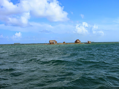 Isla en Guna Yala, San Andrés, Panamá, round the world, La vuelta al mundo de Asun y Ricardo, mundoporlibre.com