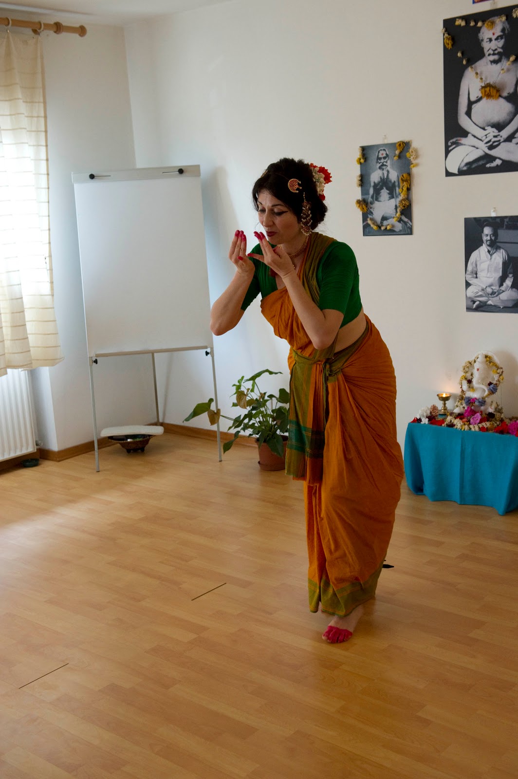 Maria Luisa Sales Danza Indiana bharata natyam perugia umbria