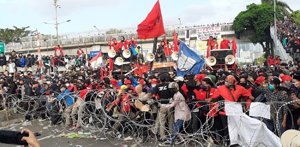 Tak Mau Kecolongan RUU Ciptaker, 32 Ribu Buruh Bekasi Geruduk DPR RI Besok