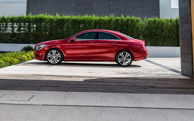 Mercedes-Benz CLA 250 Mercedes-Benz CLA 250
