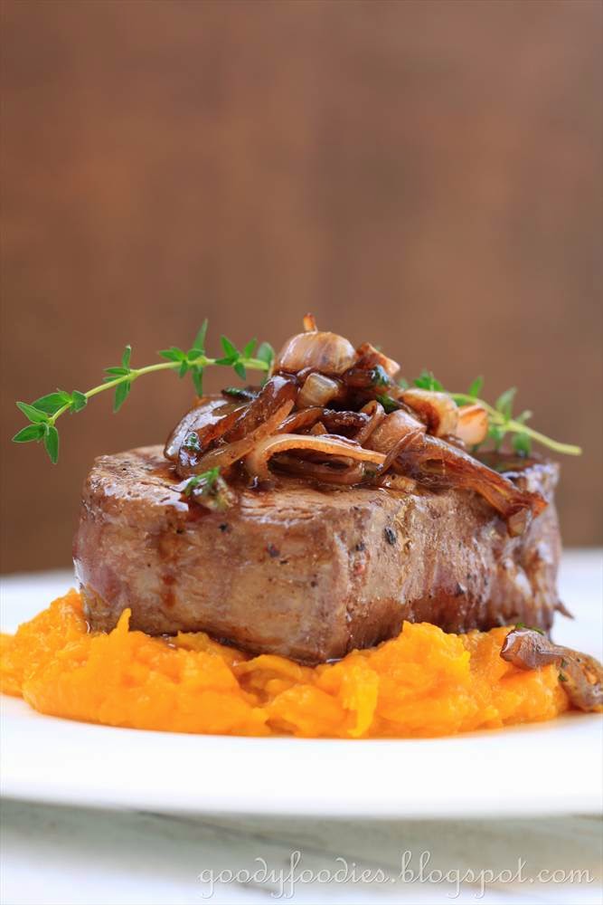 GoodyFoodies Recipe Tenderloin Steak with Pumpkin Mash and