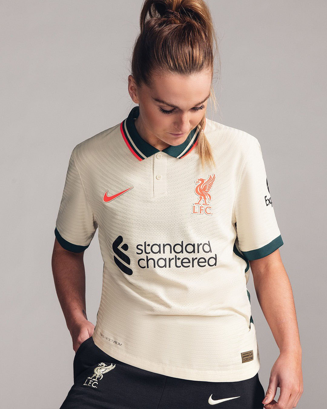 segundo uniforme do liverpool