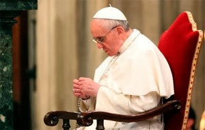 El Rosario, escuela de oración y de fe, por el Papa Francisco