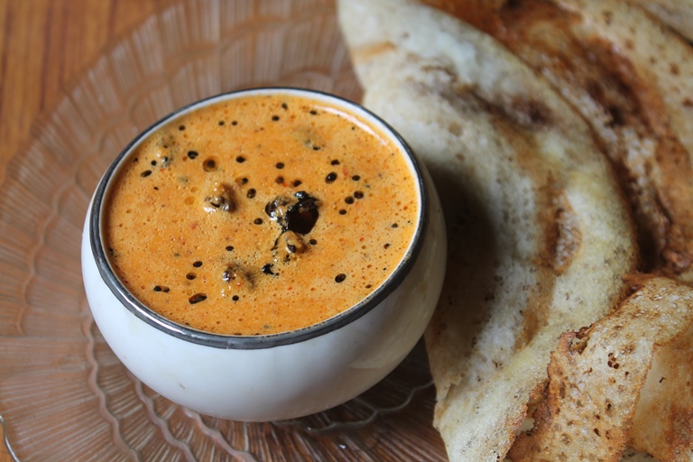 Hotel Style Chilli Coconut Chutney Recipe Yummy Tummy