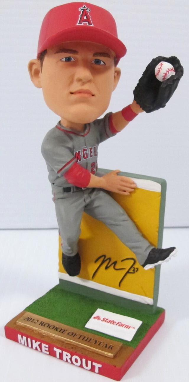 Bobbleheads Custom Bobbleheads Mike Trout Grab Tribute Bobblehead