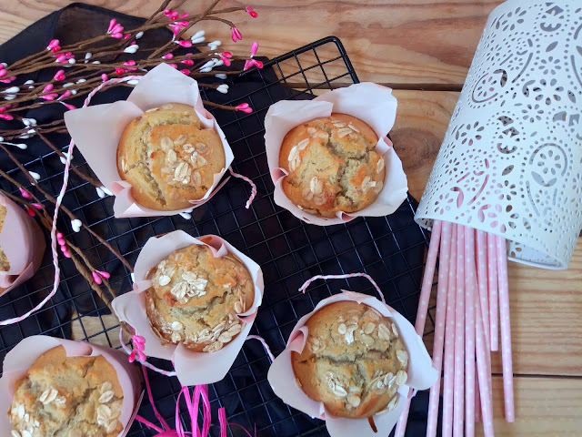 Receta de muffins de coco y plátano. Aprovechamiento, reciclaje, coconut, banana, desayuno, merienda, postre, breakfast recipe Horno Cuca