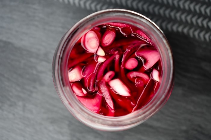 Easy 10 Minute Pickled Onions