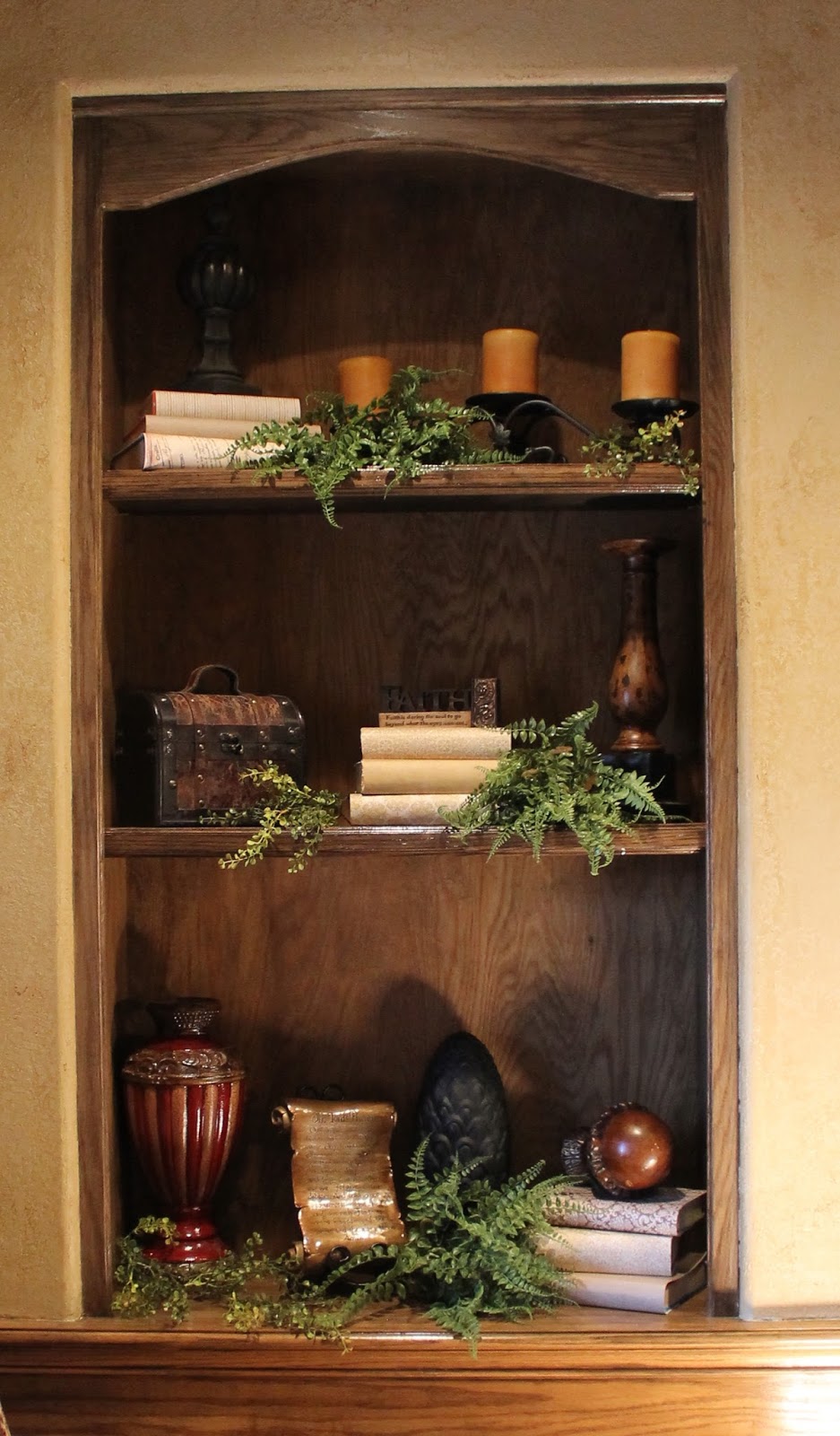 Southern Seazons Couple more bookcases done in the study