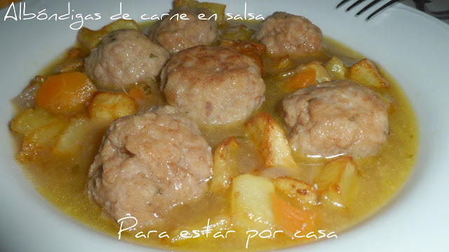  Albóndigas de carne en salsa 