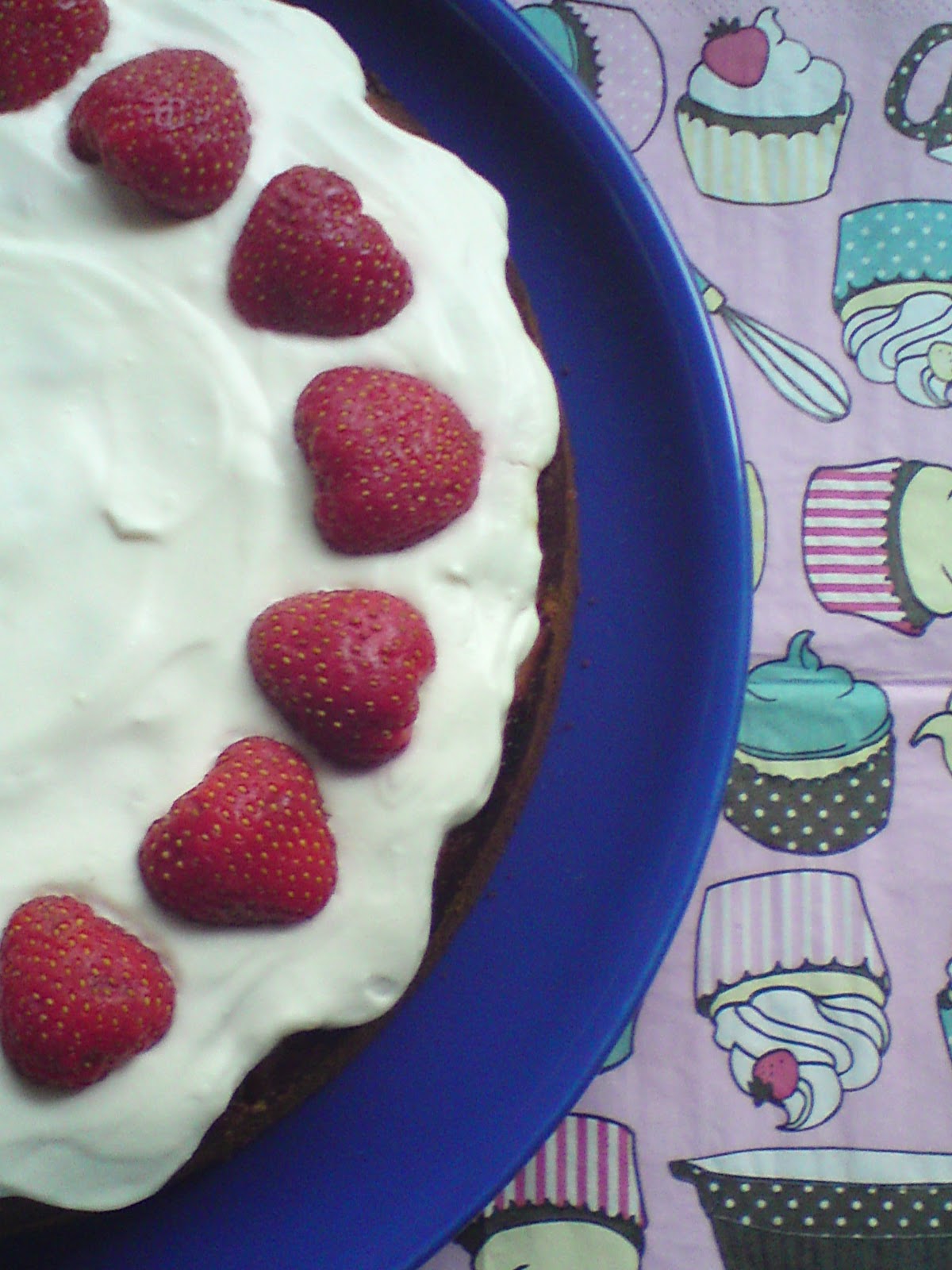 Gulchathaii Strawberry Yogurt Cake With Yogurt Frosting