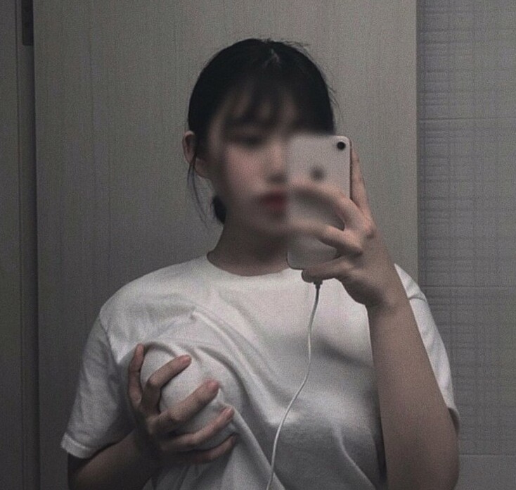 아이폰 쓰는 여자들 - 디쁠